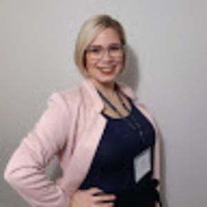 Meet your Posher, Kendra